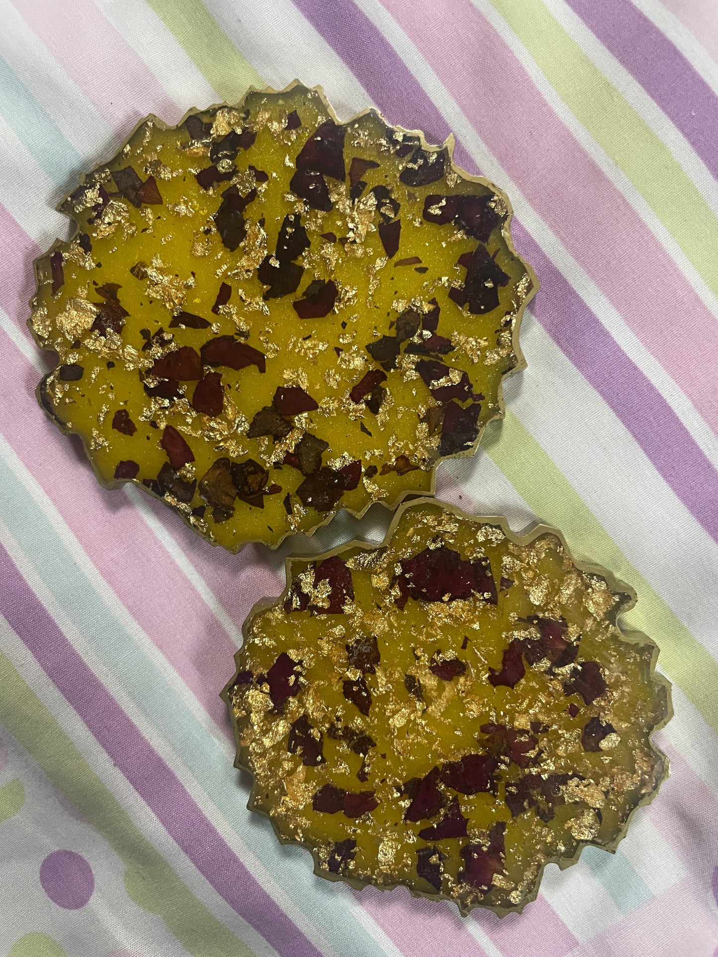 Yellow with gold flakes and rose petals Small Irregular Round Coasters - Set of 2