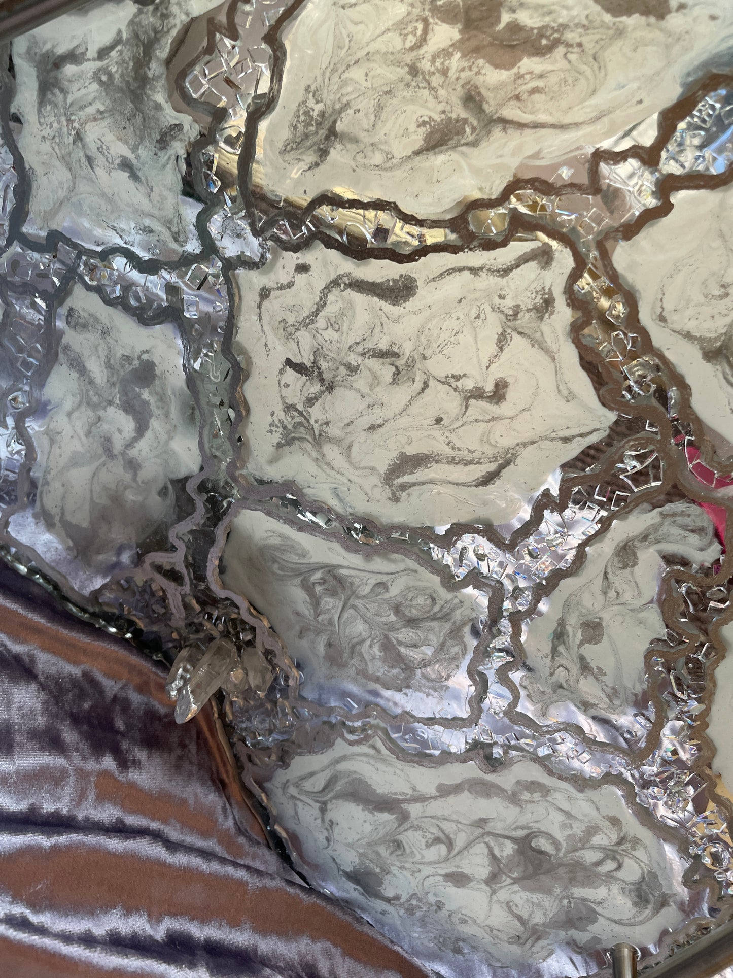 Silver and White Quartz and Glass - Extra Large Geode Resin Tray