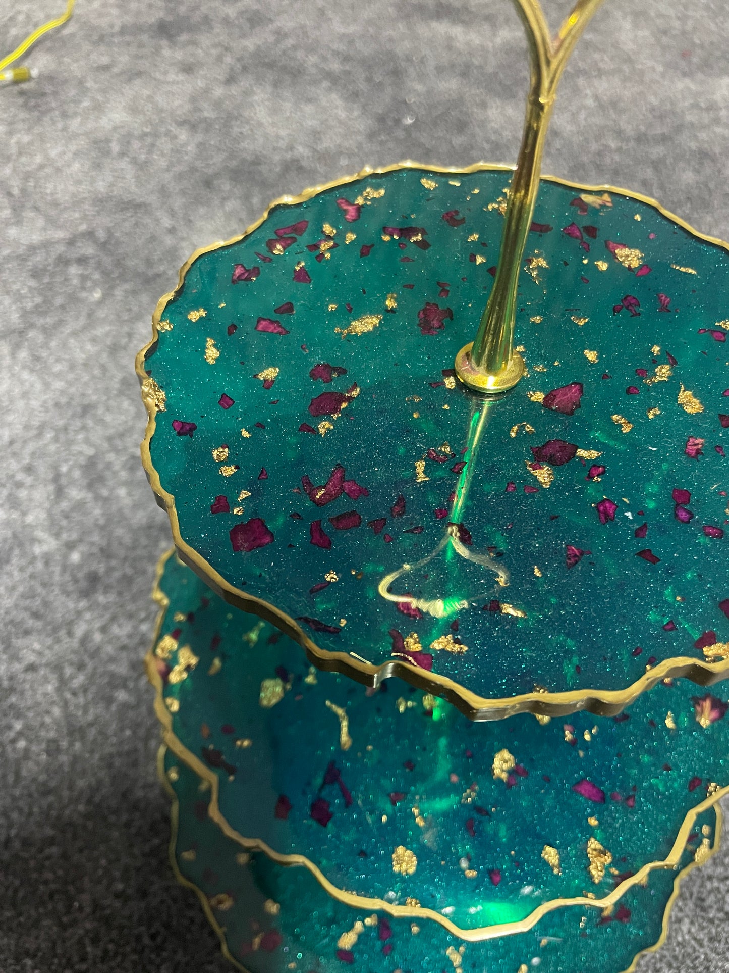 Sparkly Green with rose petals and gold flakes Three Tier Resin Cake Stand