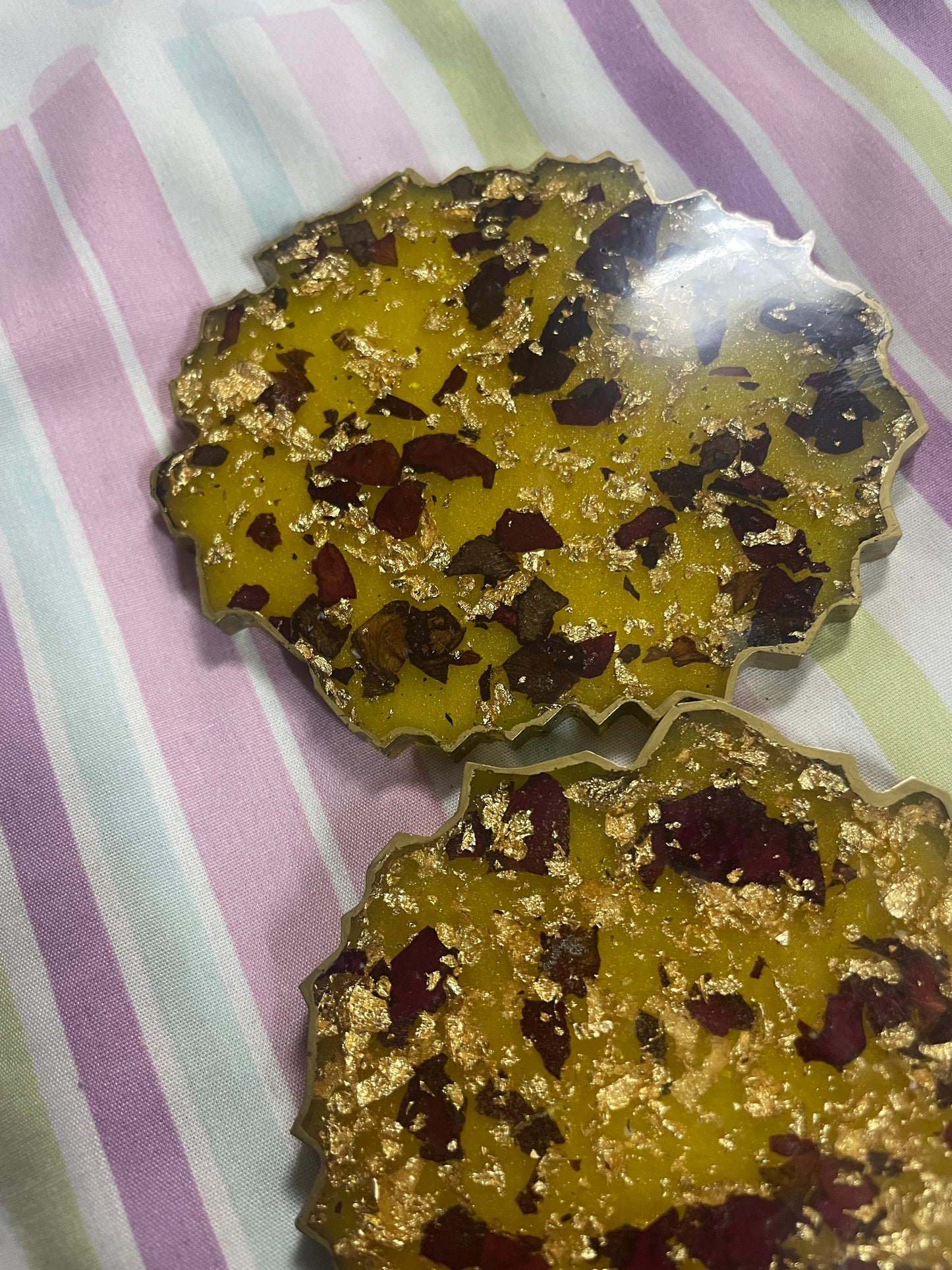 Yellow with gold flakes and rose petals Small Irregular Round Coasters - Set of 2