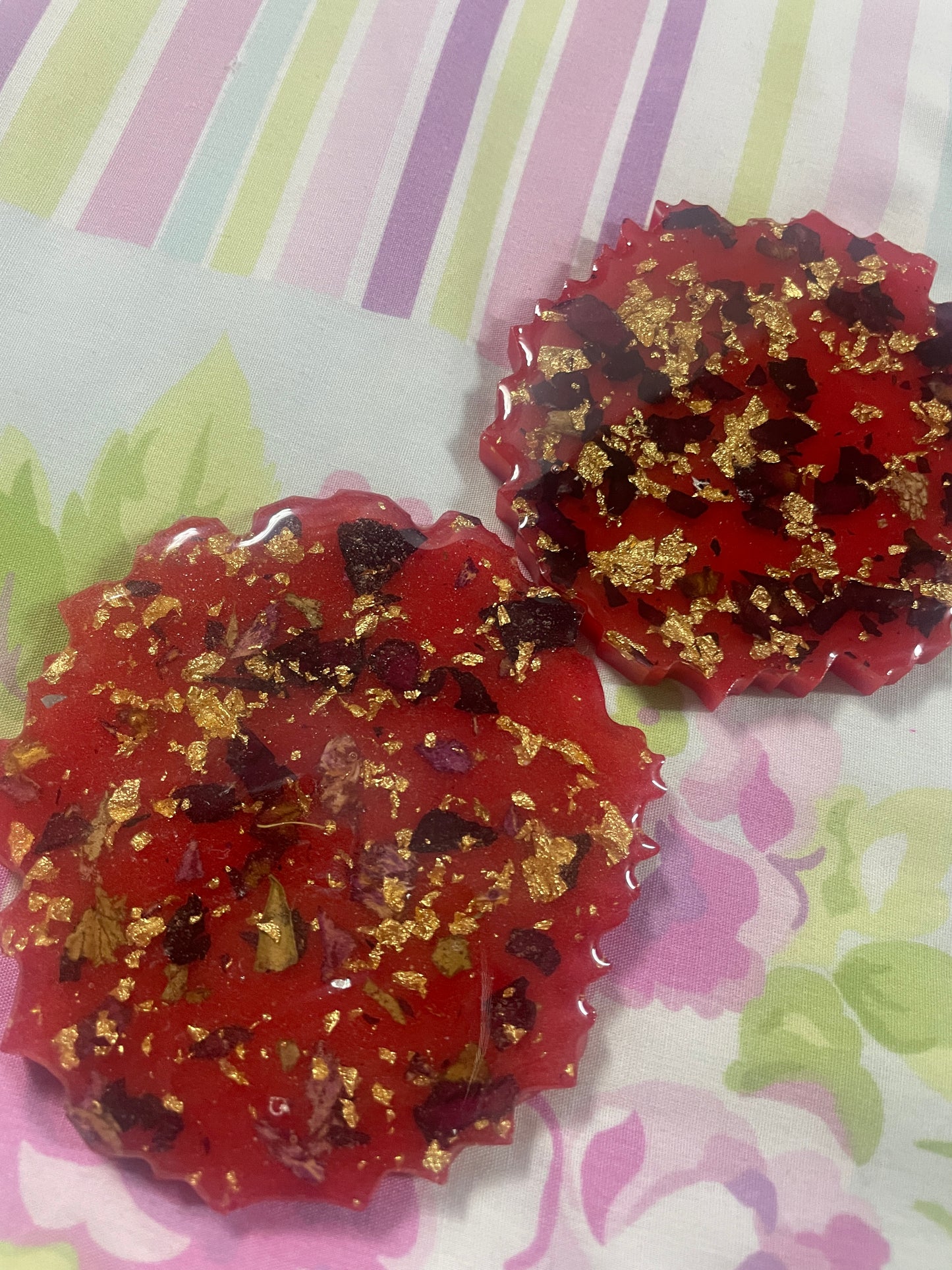 Red with gold flakes and rose petals Small Irregular Round Coasters - Set of 2