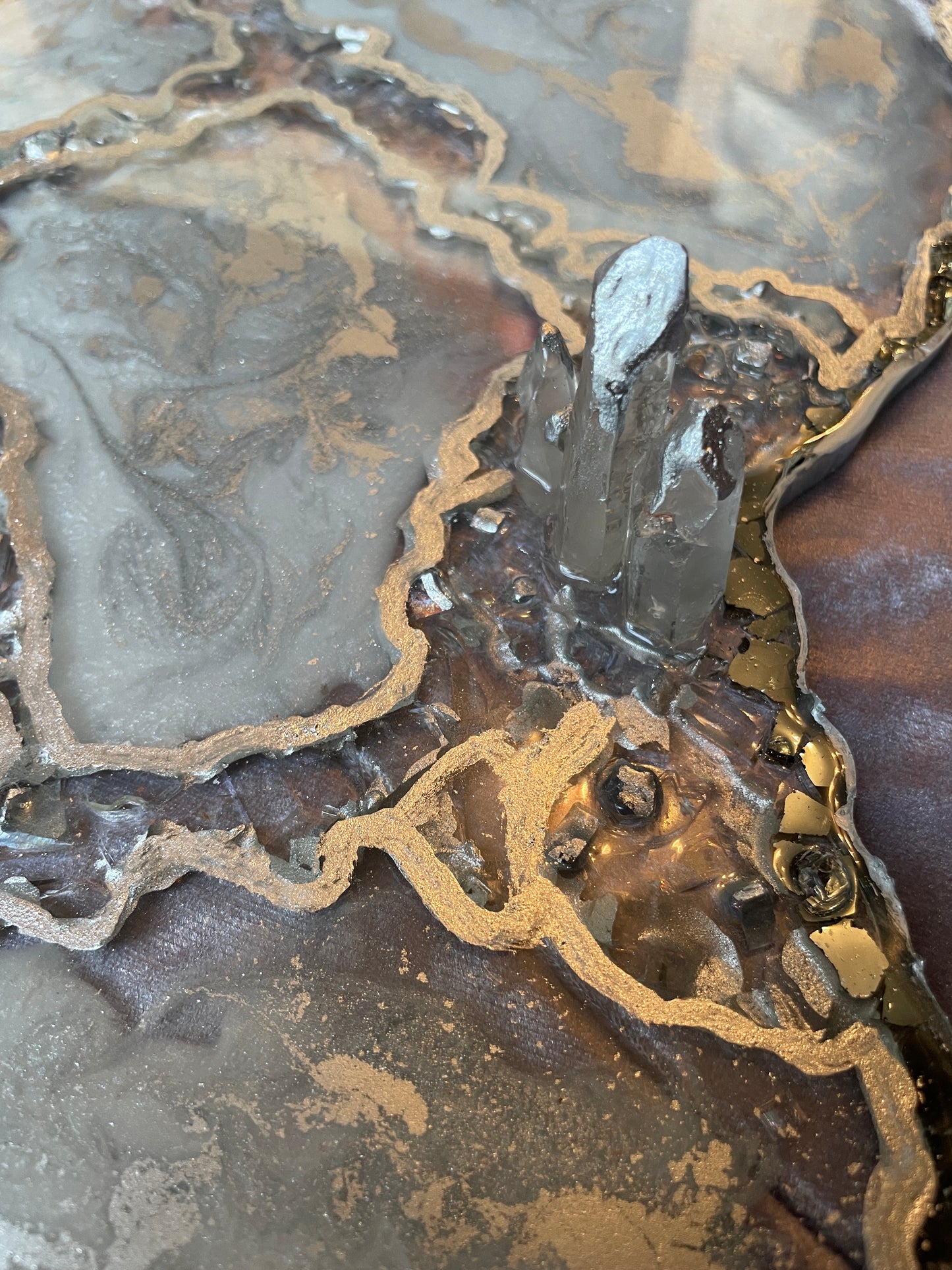 Silver and White Quartz and Glass  - Extra Large Geode Resin Tray