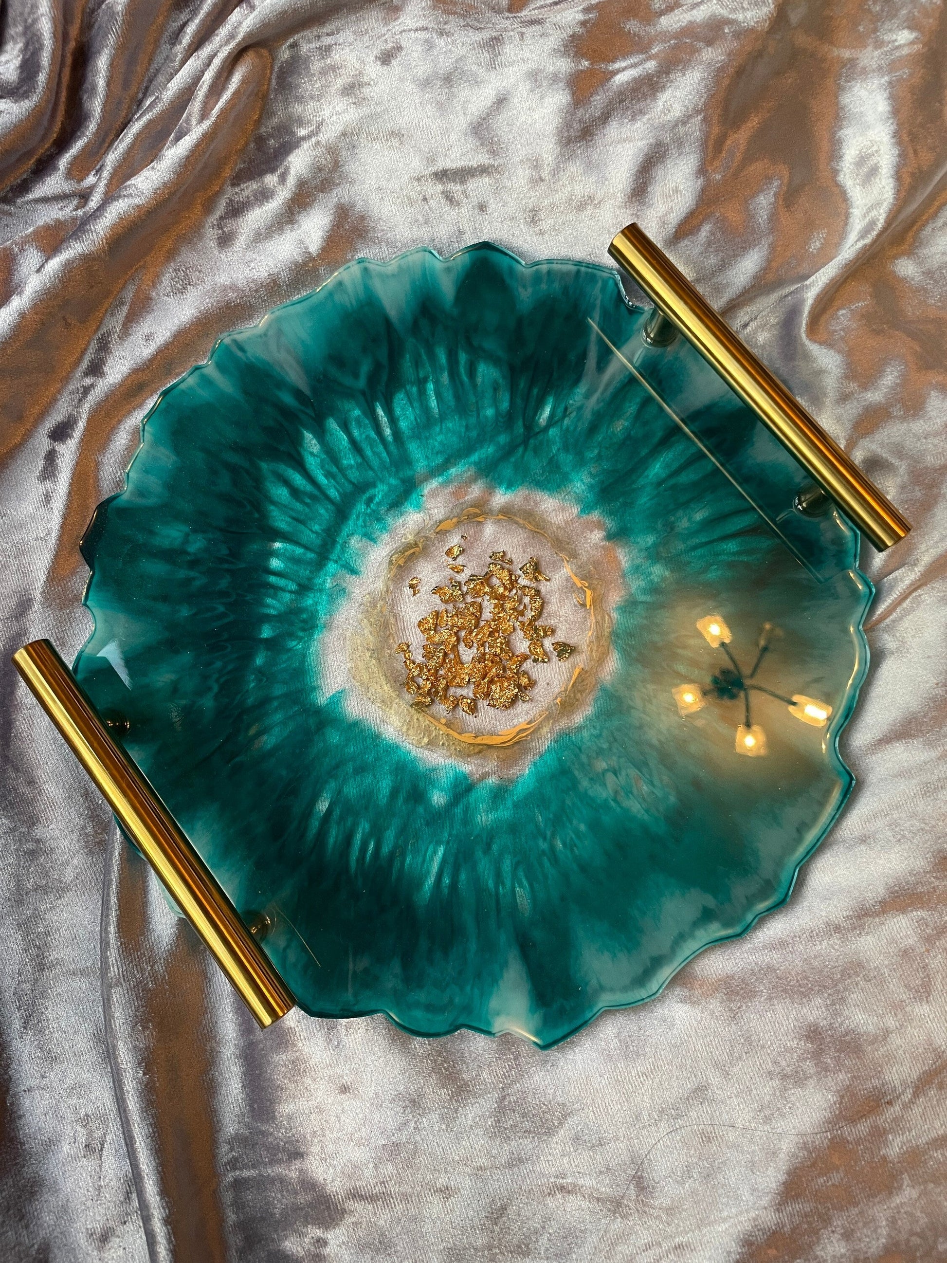 Round Geode Resin Tray - Custom - EpoxyCore - [shop_type] 