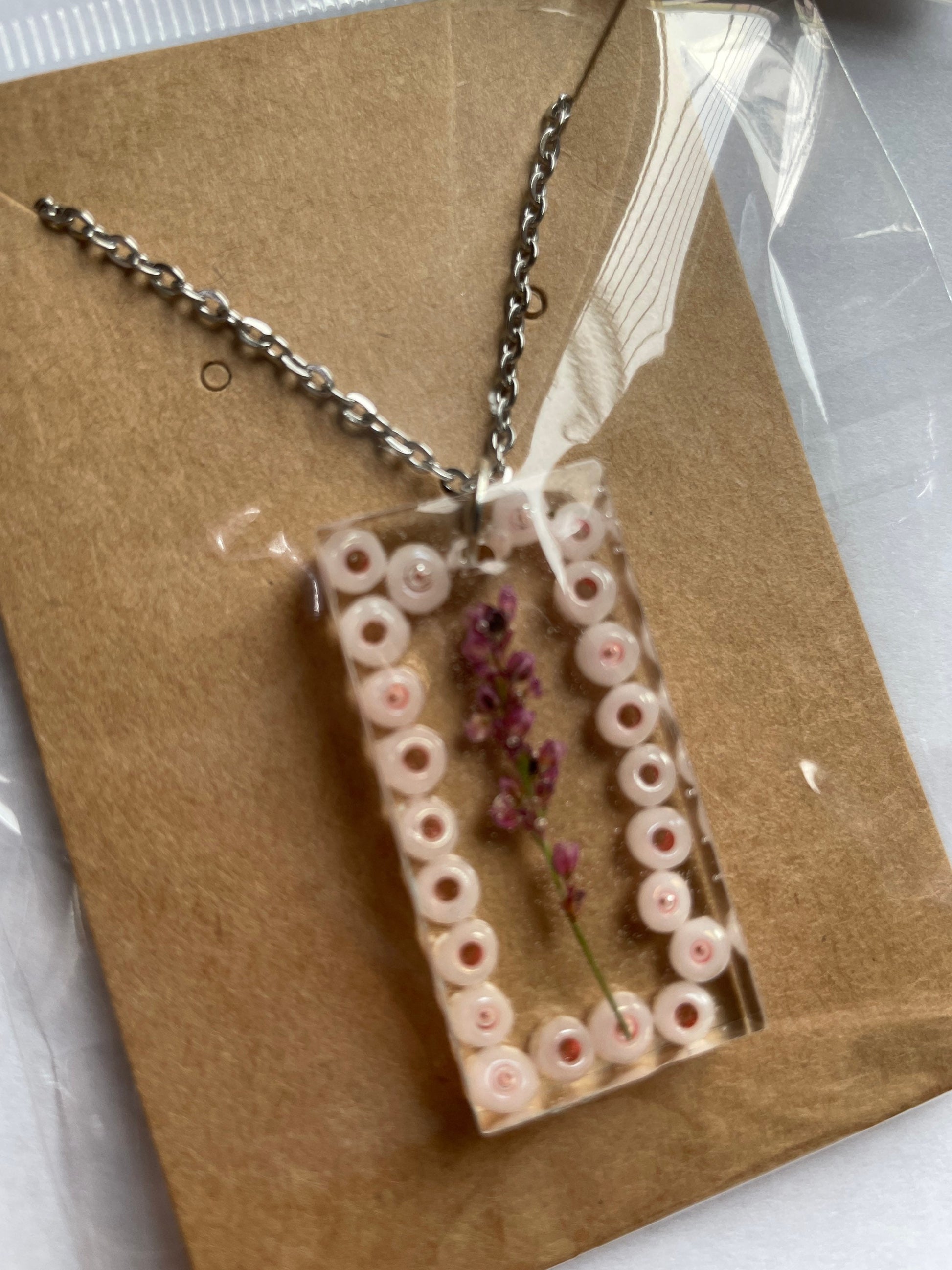 Real Dried Flowers with Bead Border Keyring - Custom - EpoxyCore - [shop_type] 