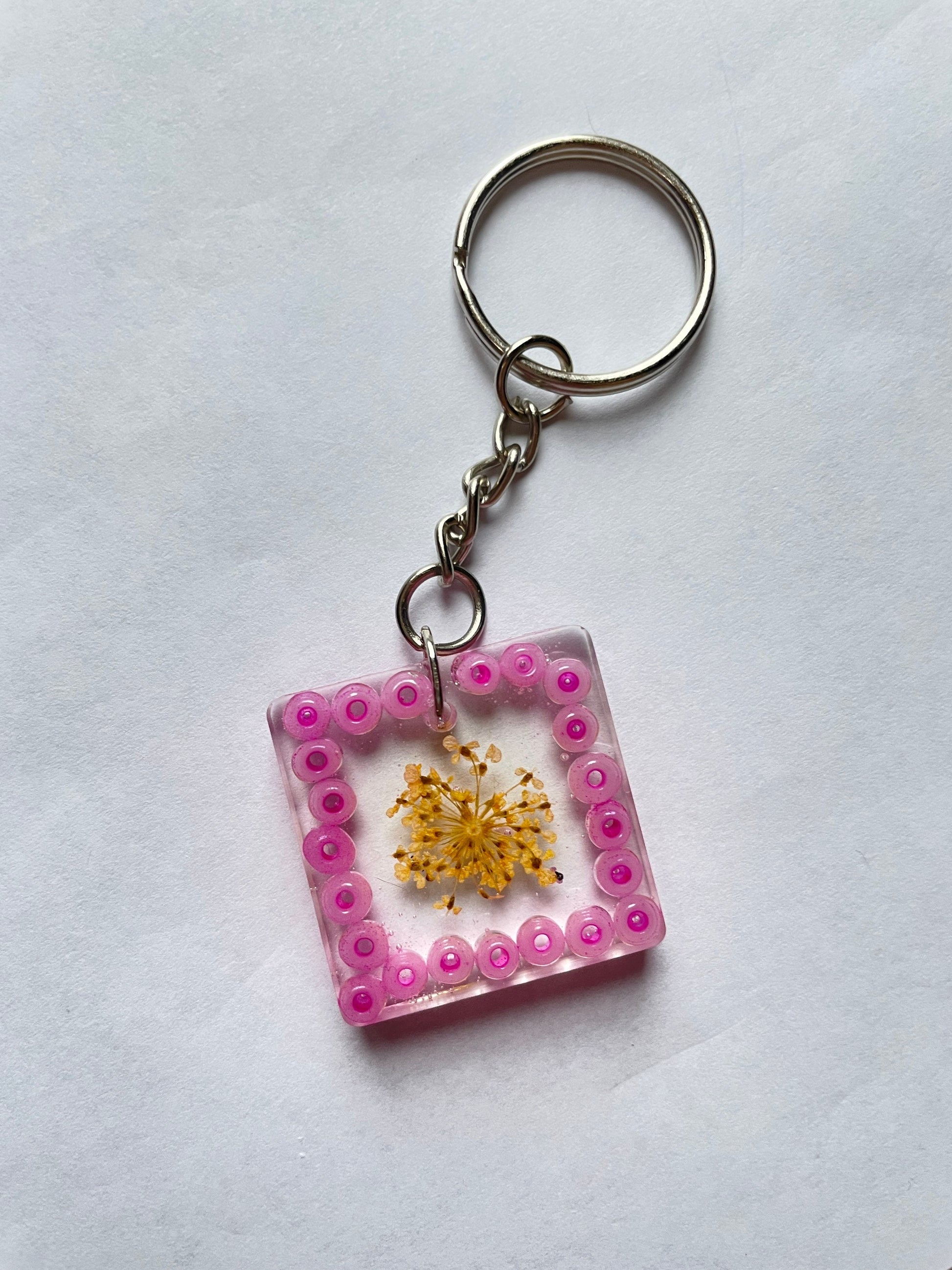 Real Dried Flowers with Bead Border Keyring - Custom - EpoxyCore - [shop_type] 