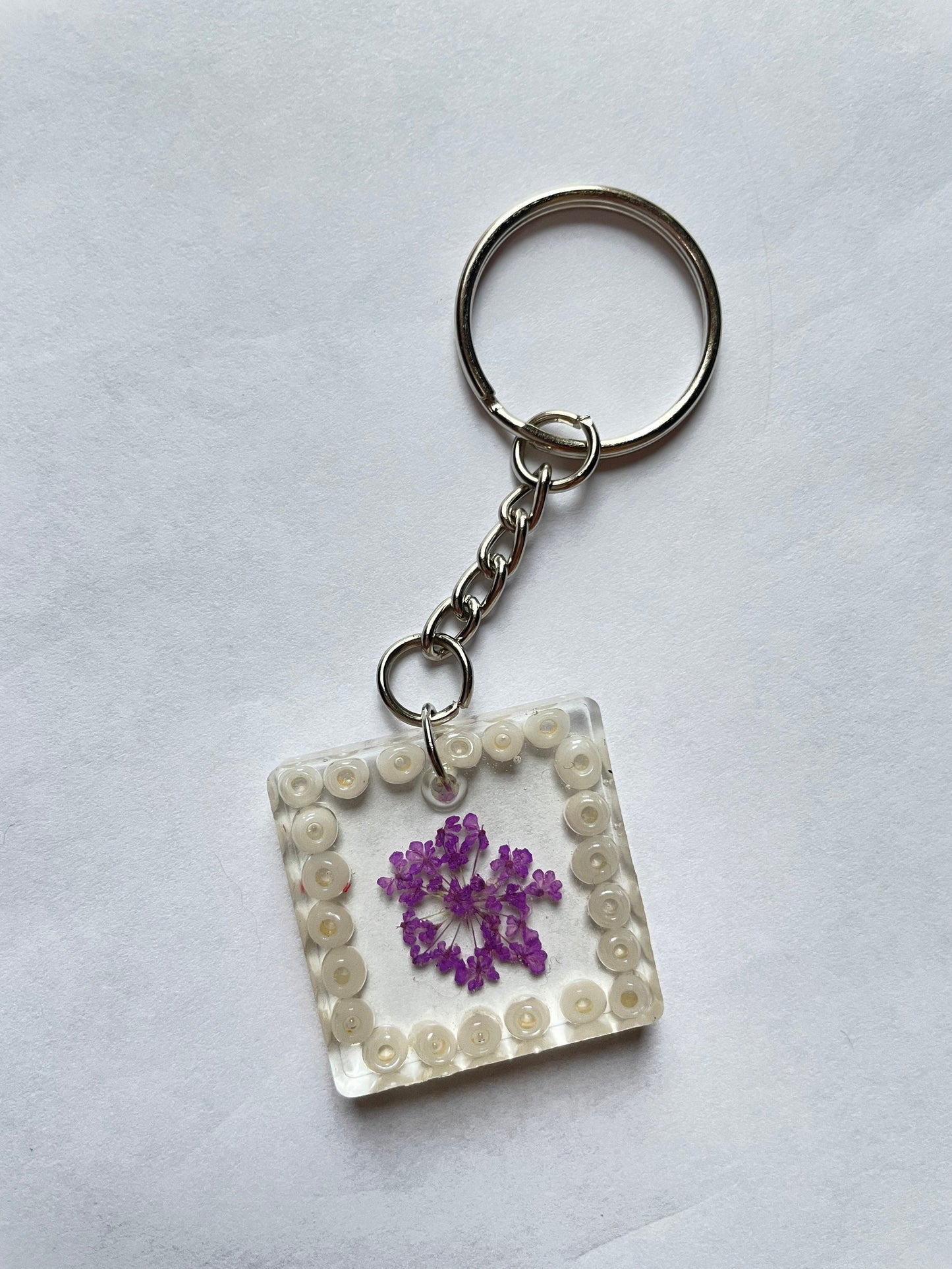 Real Dried Flowers with Bead Border Keyring - Custom - EpoxyCore - [shop_type] 