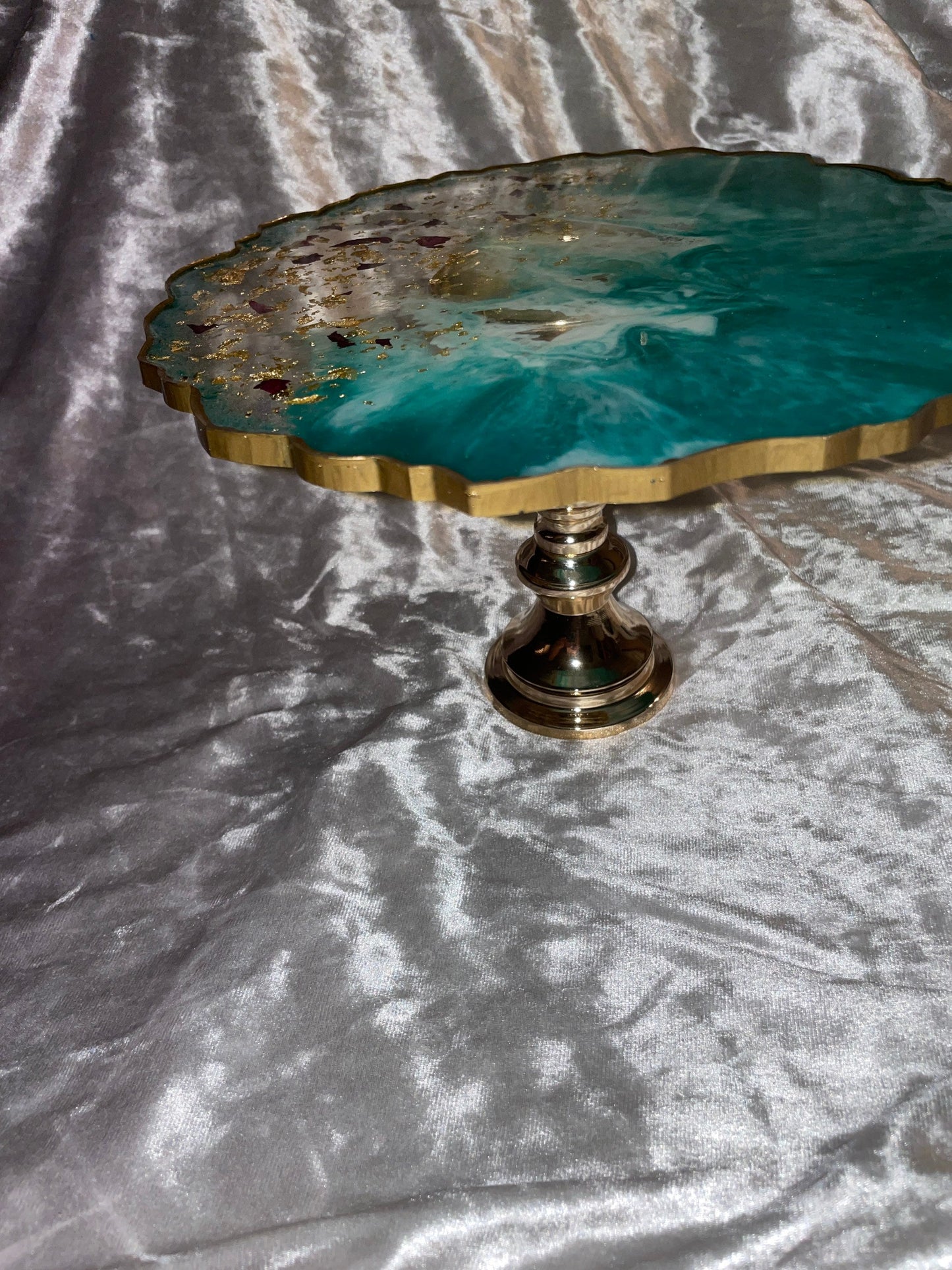 Round Pedestal Resin Cake Stand - Custom - EpoxyCore - [shop_type] 