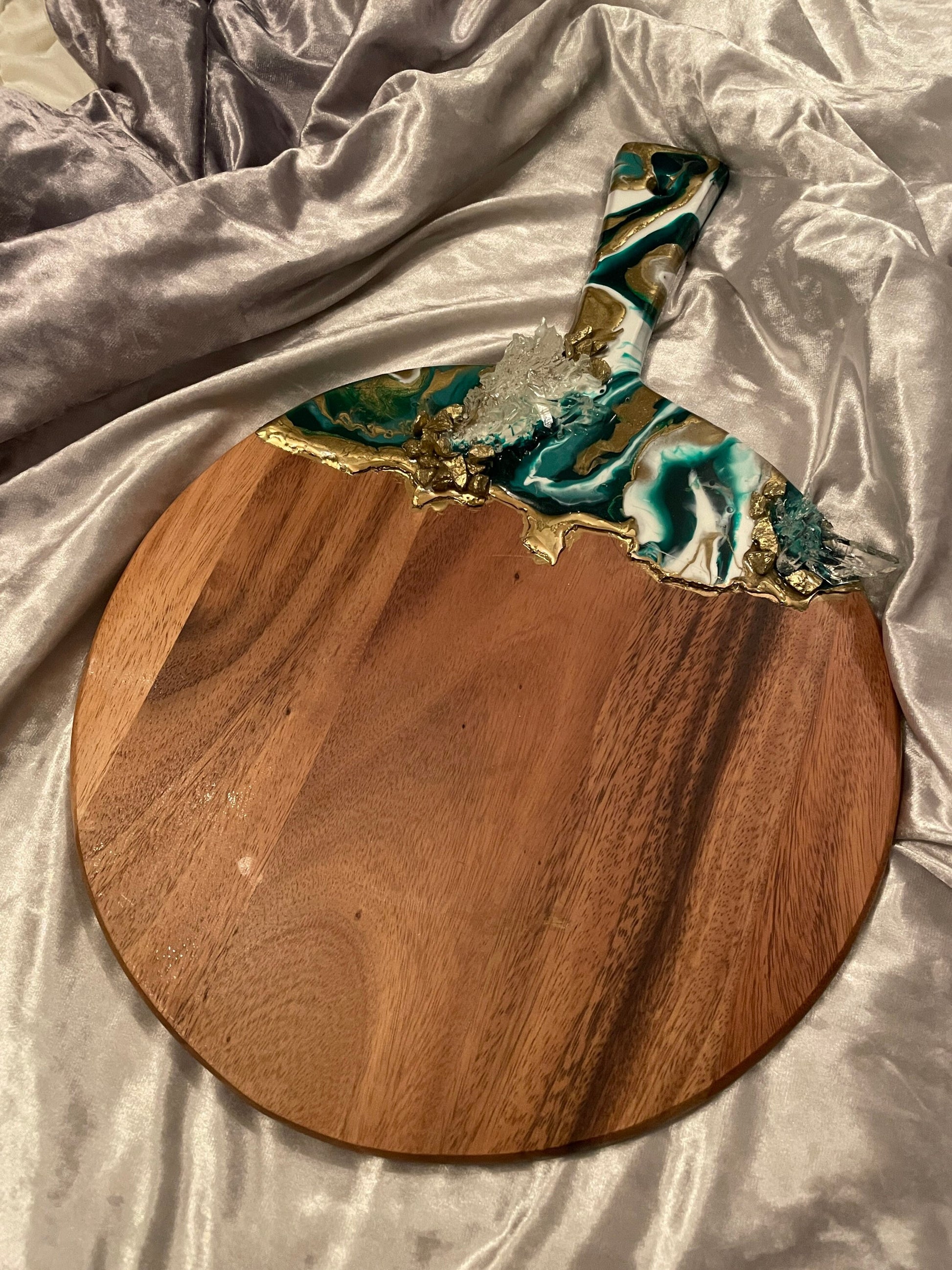 Acacia Round Resin Charcuterie Paddle Board 47x33cm - Custom - EpoxyCore - [shop_type] 