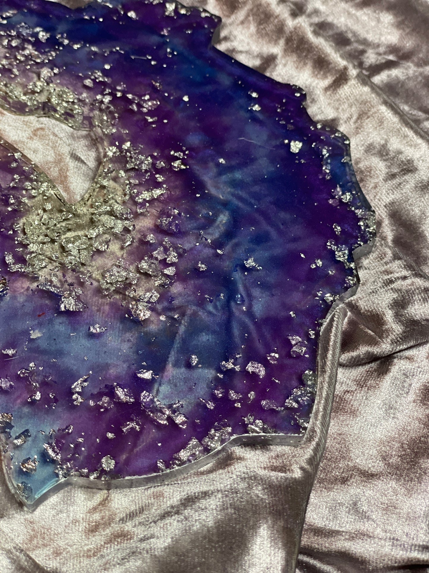 Purple and Blue Clear Effect with Silver Flakes Geode Resin Placemat - EpoxyCore - [shop_type] 