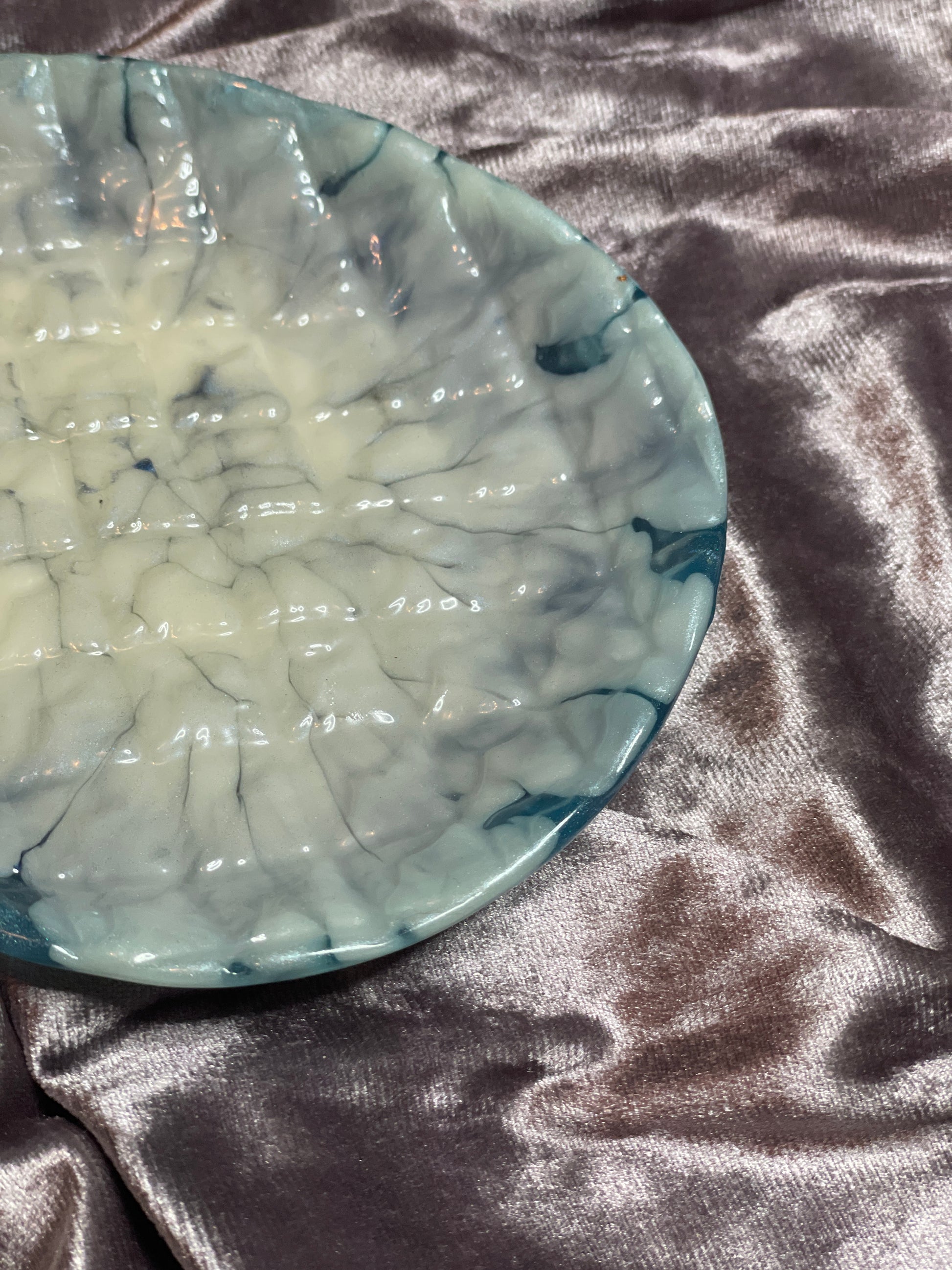 Blue and White Crackle Pineapple Resin Trinket Tray - EpoxyCore - [shop_type] 