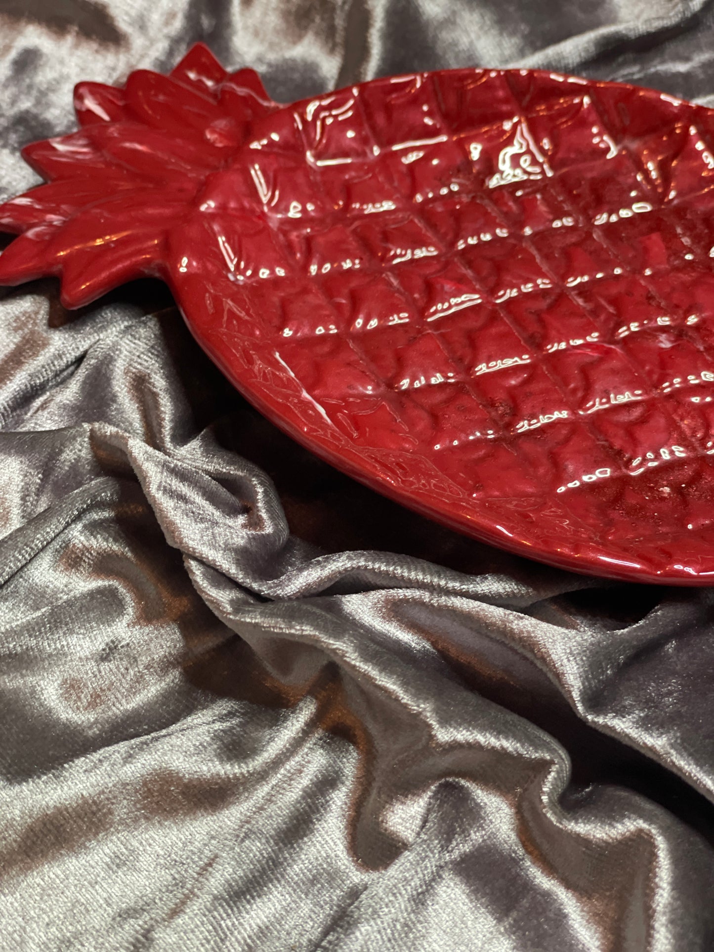 Glossy Red with White Pineapple Resin Trinket Tray - EpoxyCore - [shop_type] 