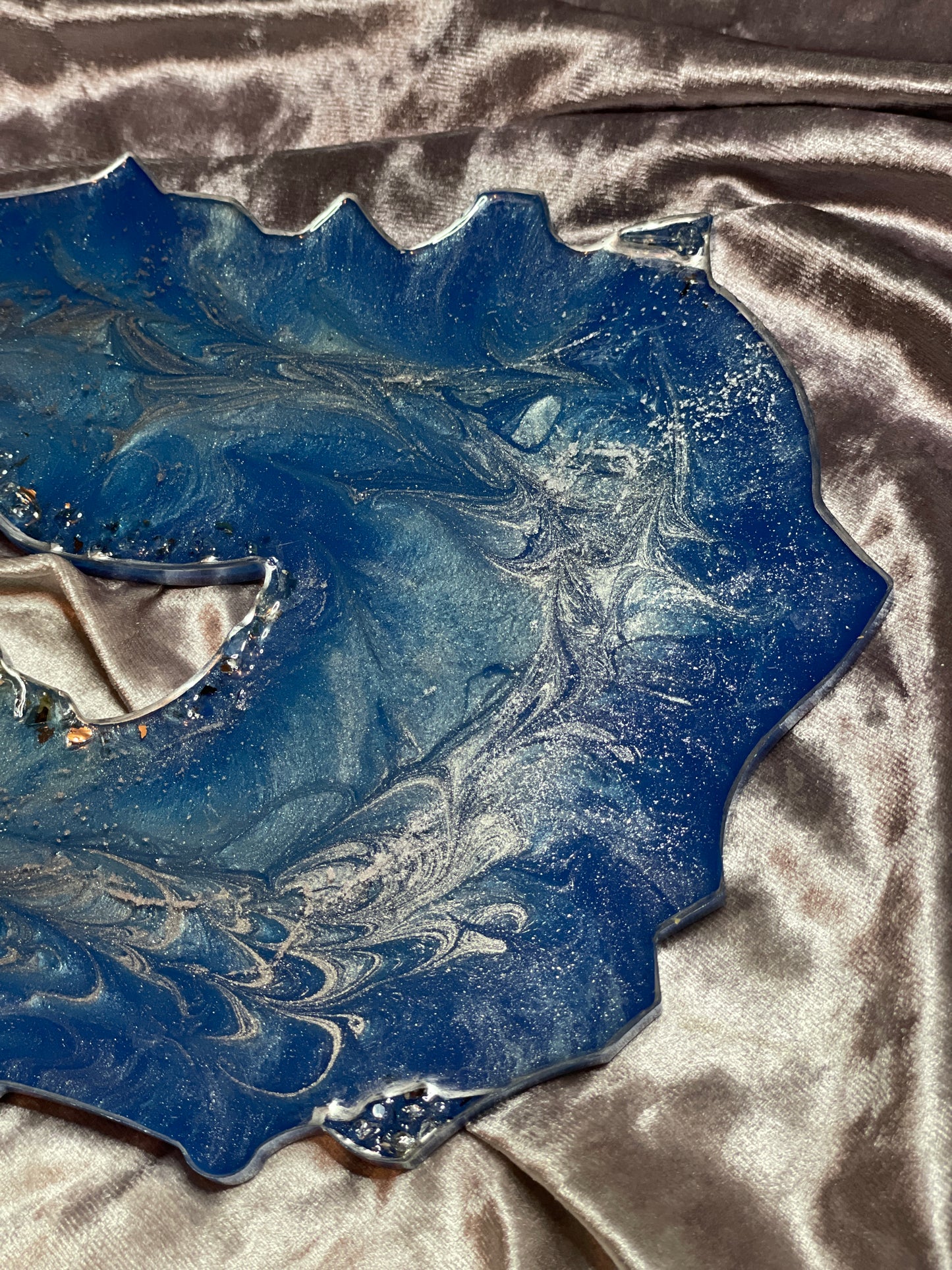 Blue and Silver Glasswork Crystal Geode Resin Placemat - EpoxyCore - [shop_type] 